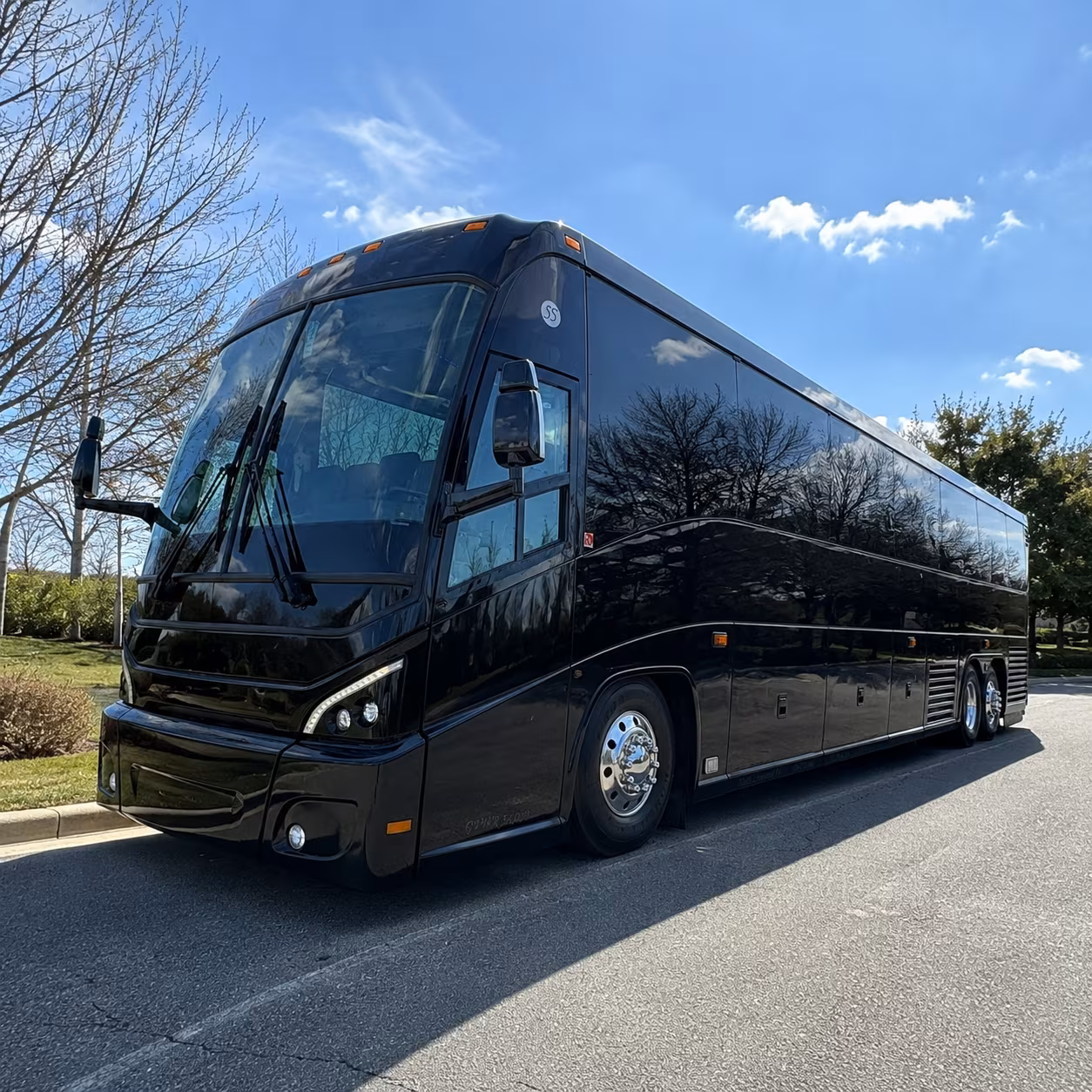 bloomington charter bus rental exterior