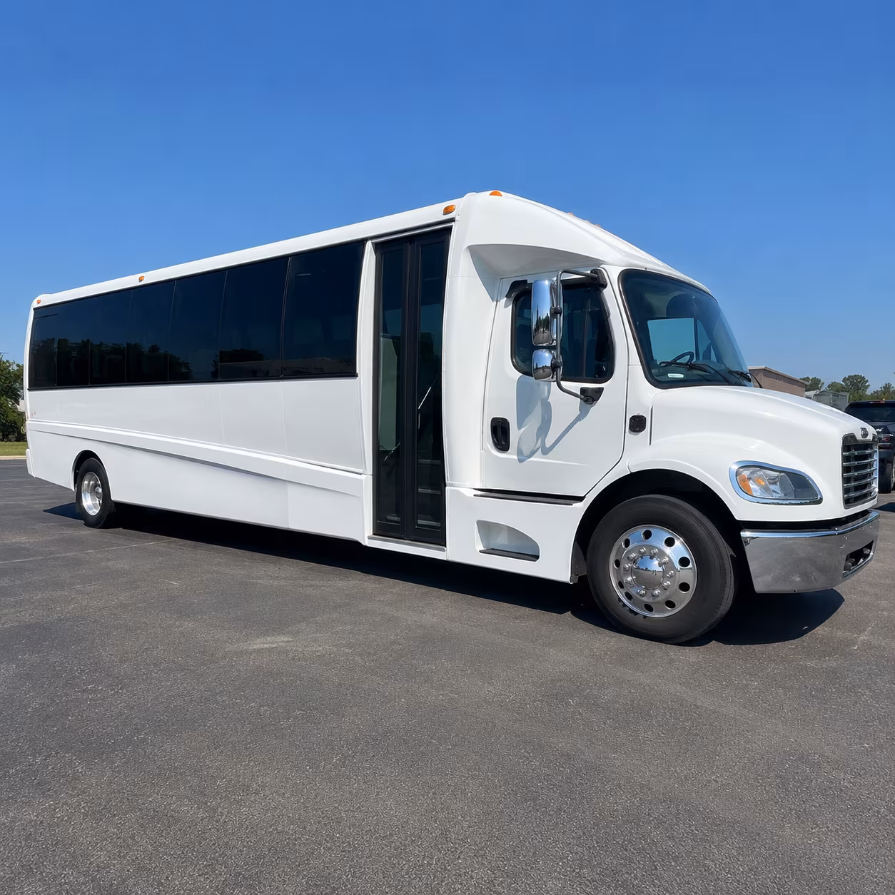 bloomington private shuttles for bloomington winery tour groups