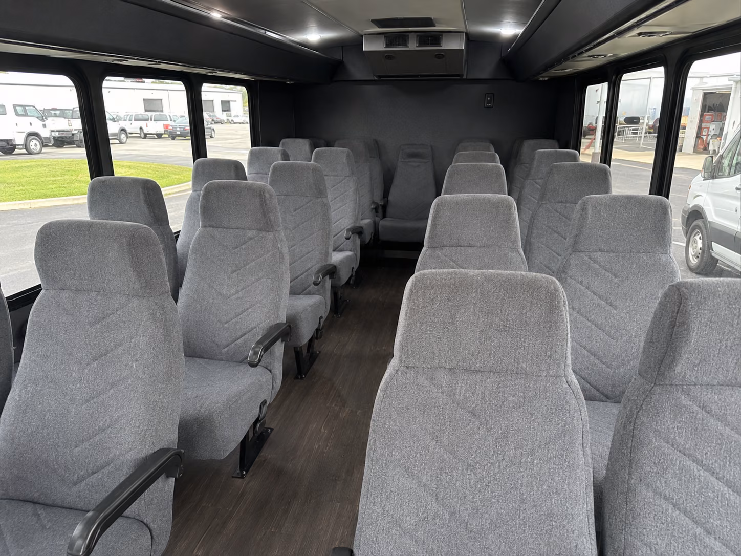 burnsville arrange transportation for your burnsville wedding