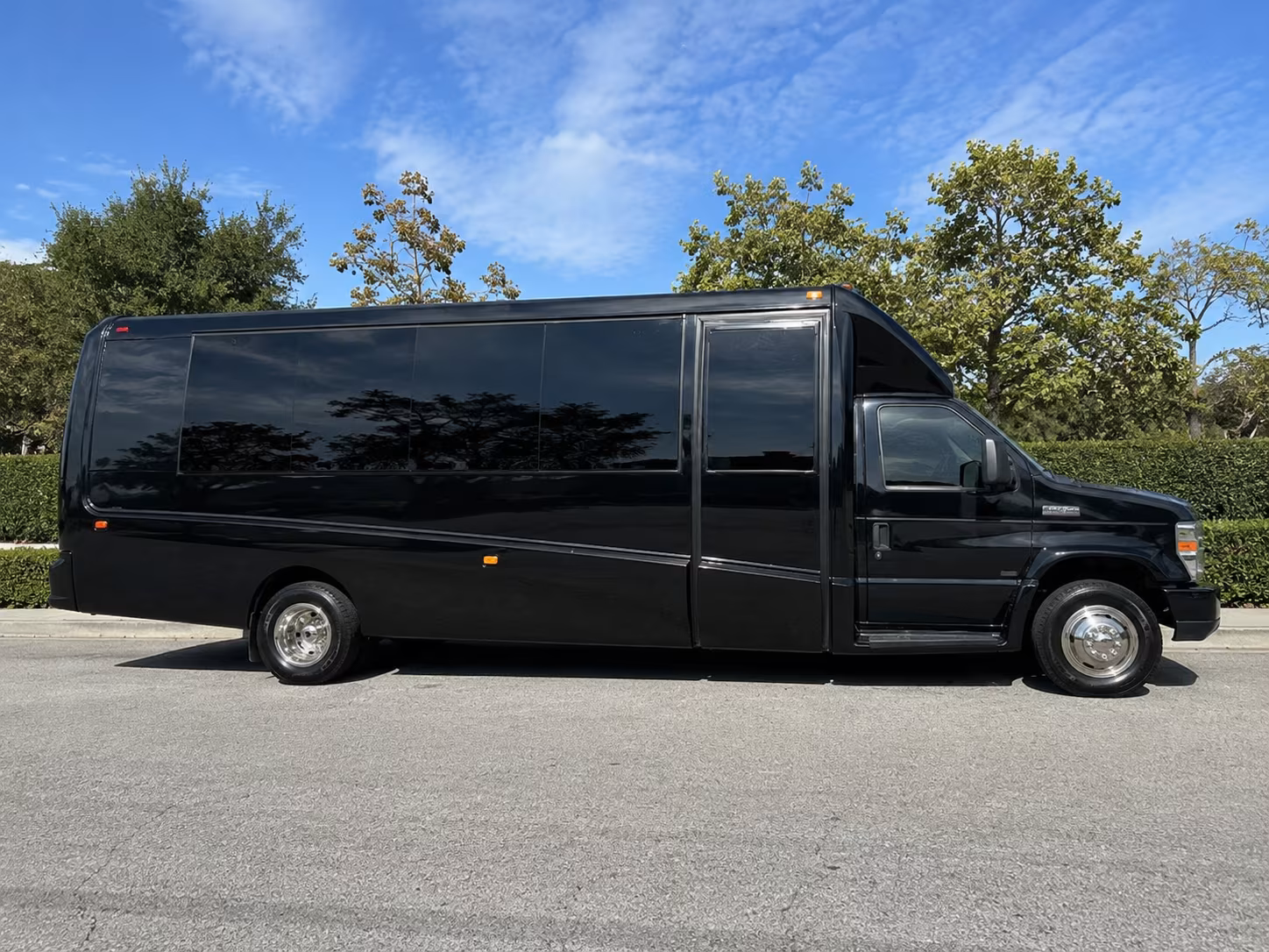 check out how easy it is to book a party bus for a wild playoff run or saints tailgate