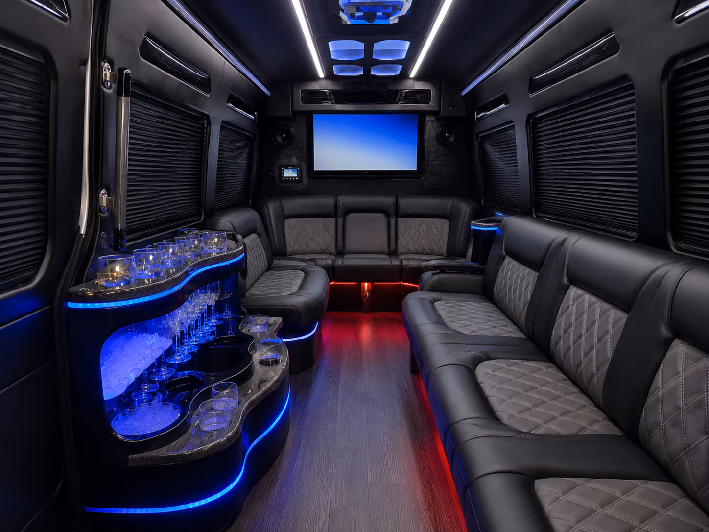 corporate event and convention shuttles at rivercentre