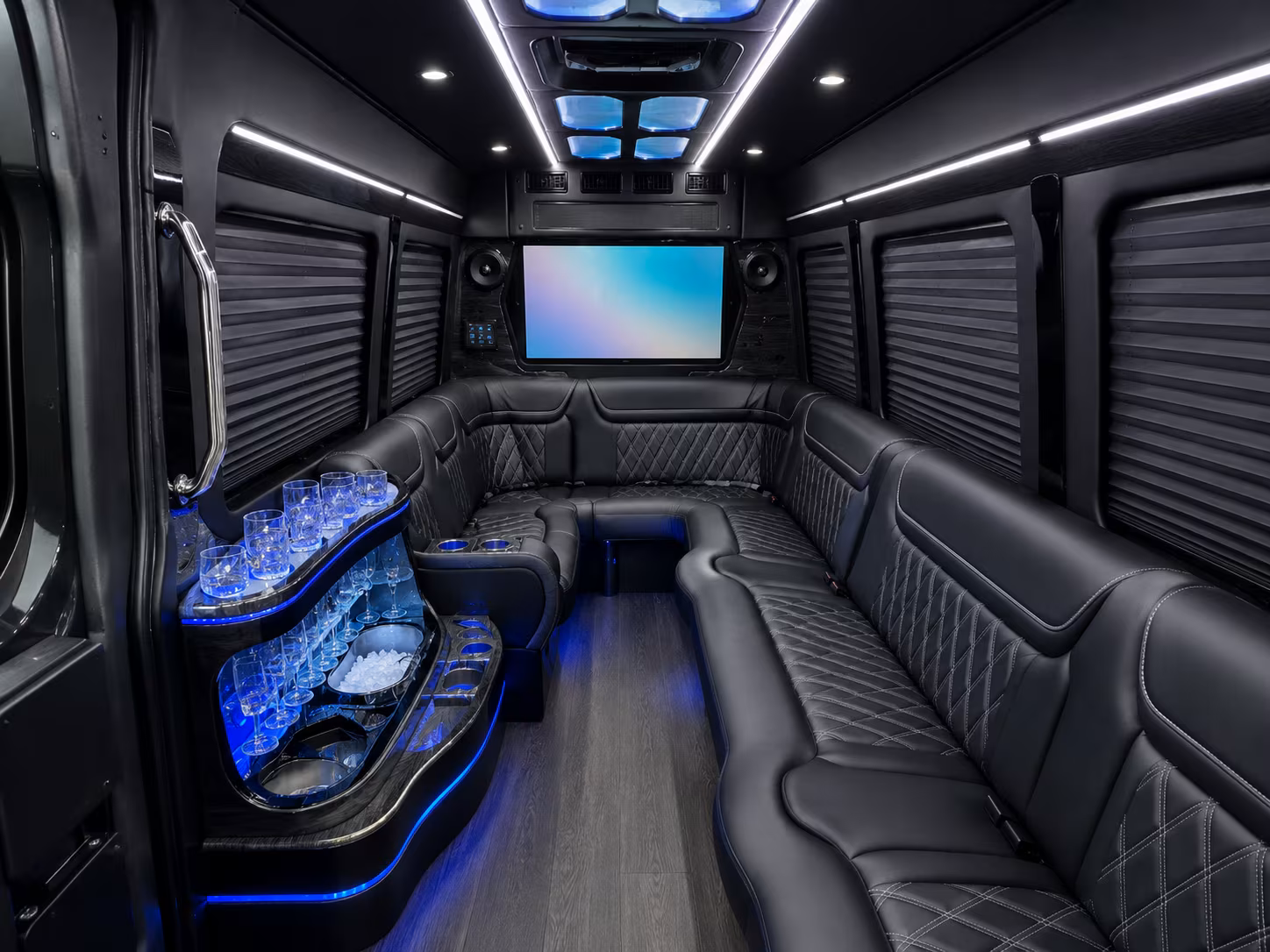for easy federal courthouse and law enforcement group transportation