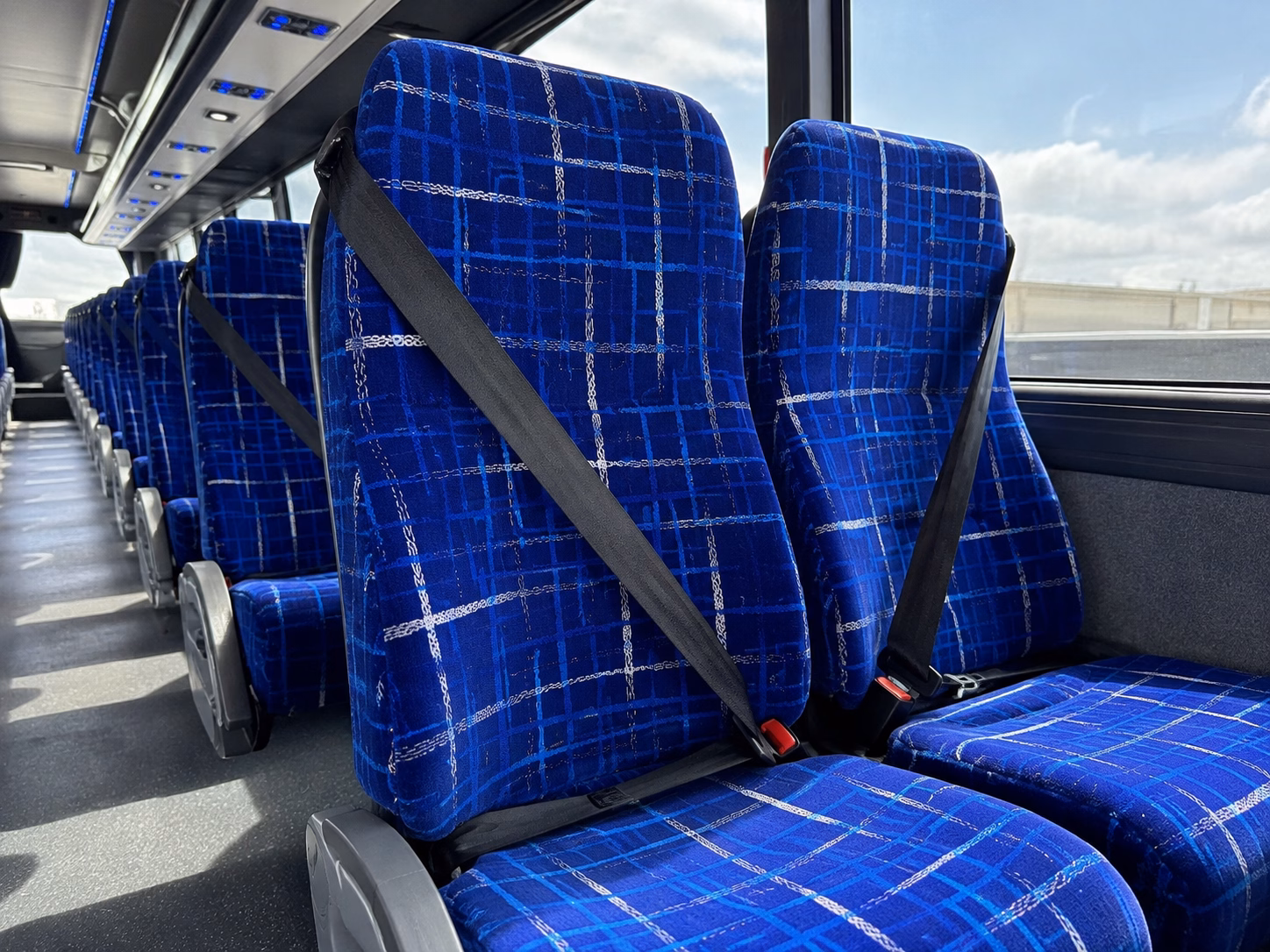 minneapolis bus rentals