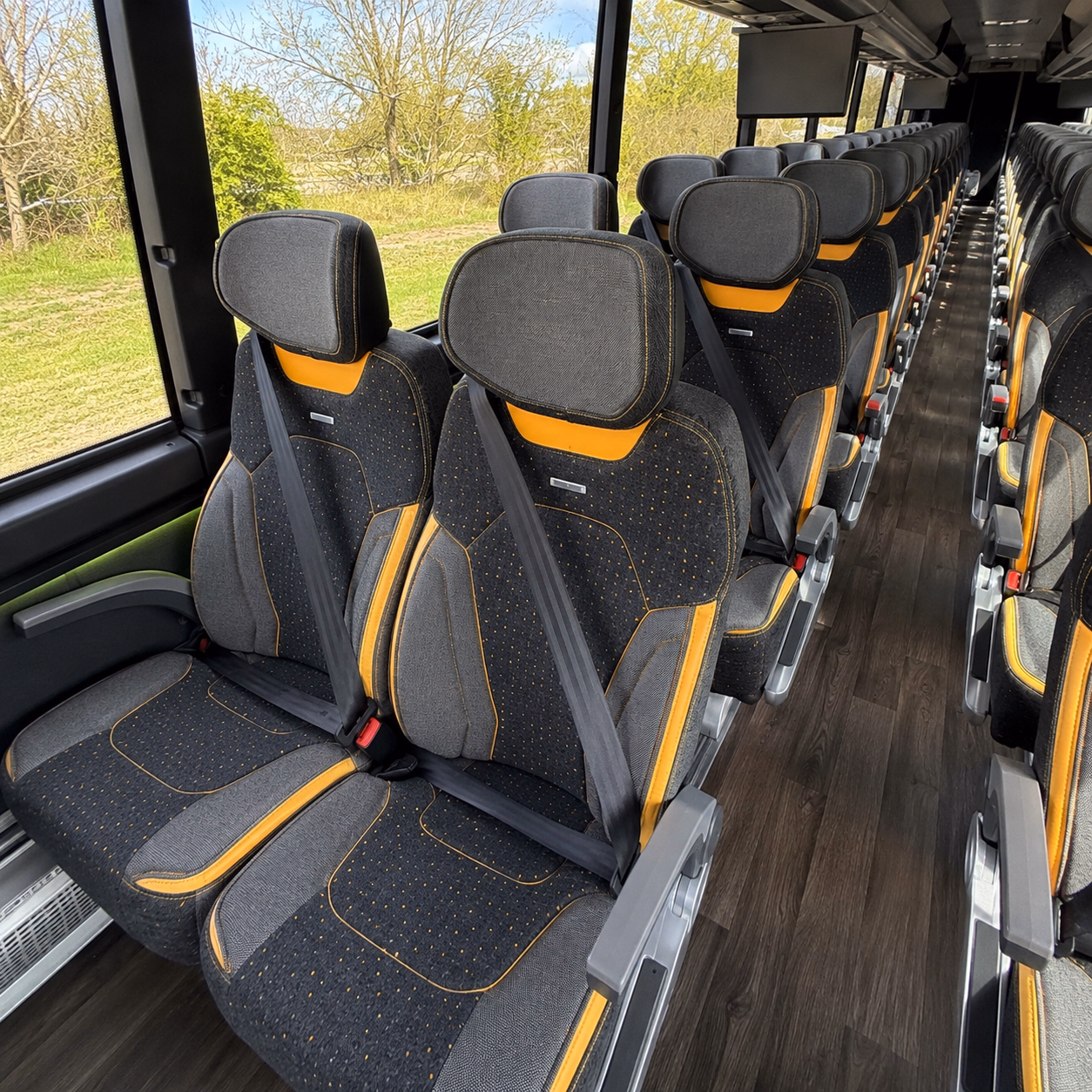 moving a large group through msp a charter bus makes it seamless