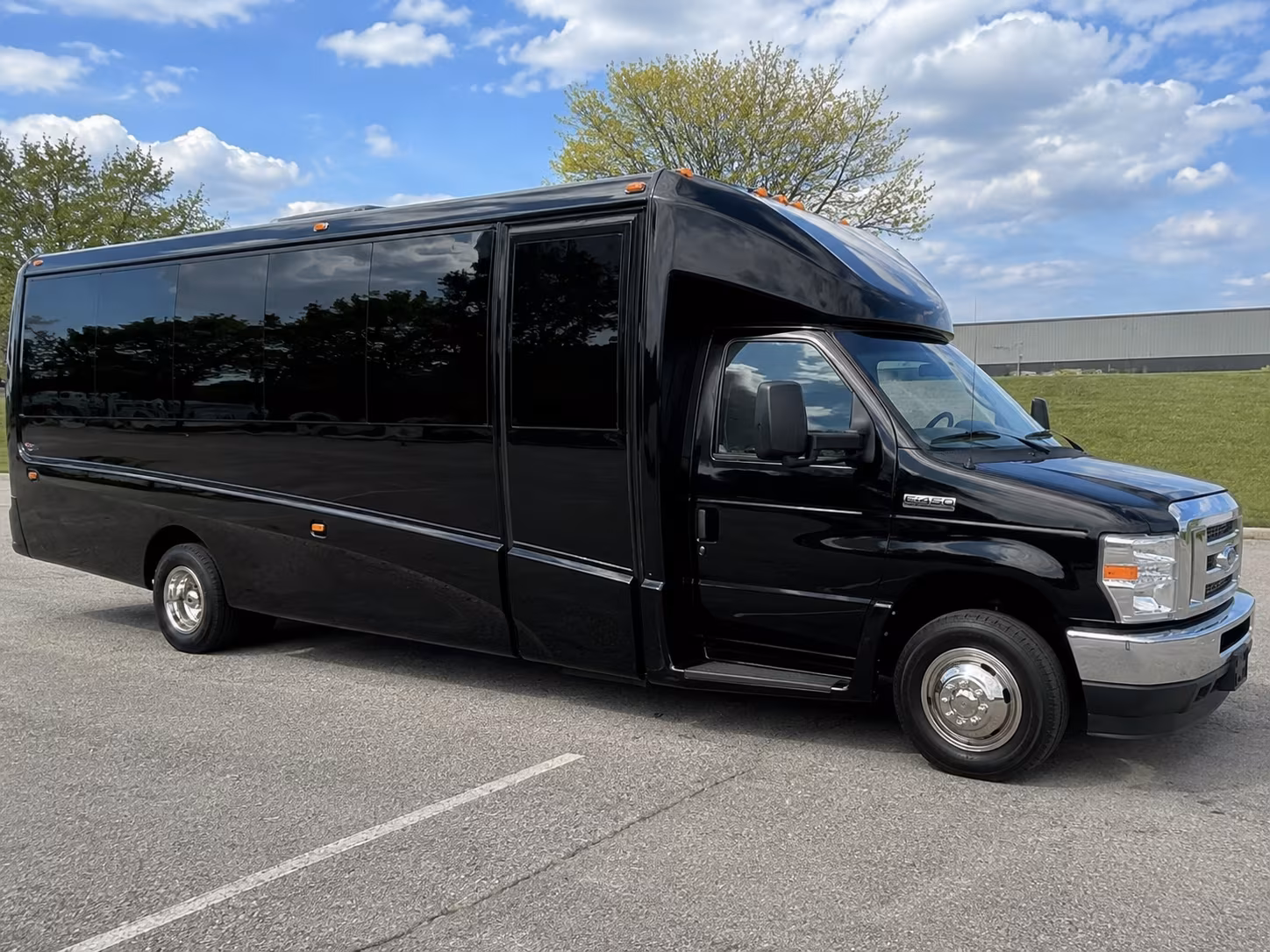 you ll love how easy it is to move guests to harriet island and riverfront venues